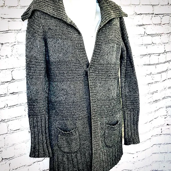 American Eagle Outfitters Wool Oversized Long Single Button Crochet Sweater ECU - Picture 2 of 12